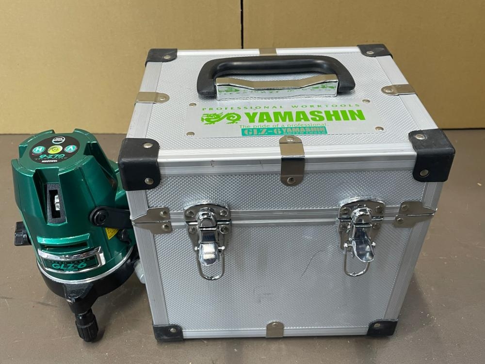 ヤマシン グリーンレーザー墨出し器 GLZ-6の中古 中古B使用感あり