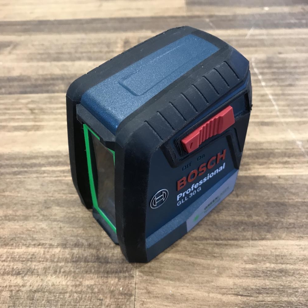 BOSCH グリーンレーザー墨出し器 GLL30Gの中古 中古C傷汚れあり 《千葉》中古工具販売の専門店│ ツールオフ千葉幕張店  ｜中古工具販売のツールオフ