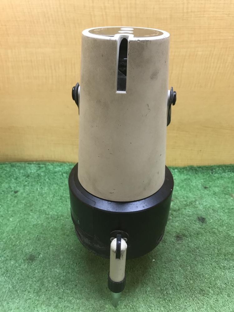 マキタ makita レーザーライナー墨出し器 SK300 未校正の中古 中古B  