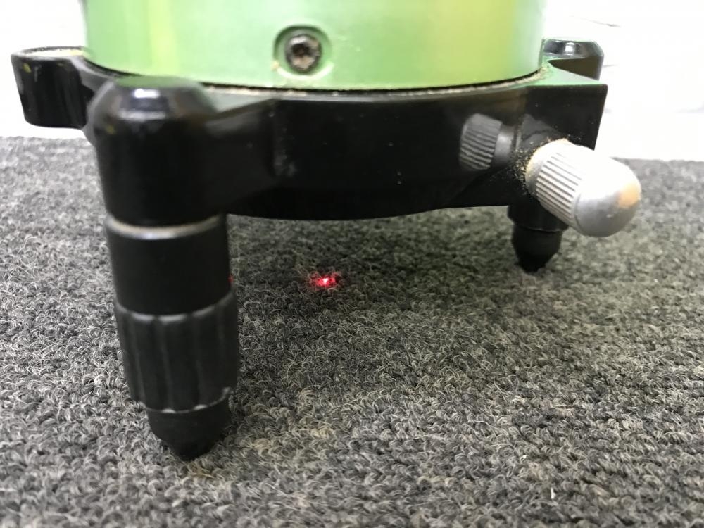 山真 YAMASHIN グリーンレーザー墨出し器 GL-4の中古 中古C傷 山真 YAMASHIN グリーンレーザー墨出し器 GL-4の中古 中古C傷