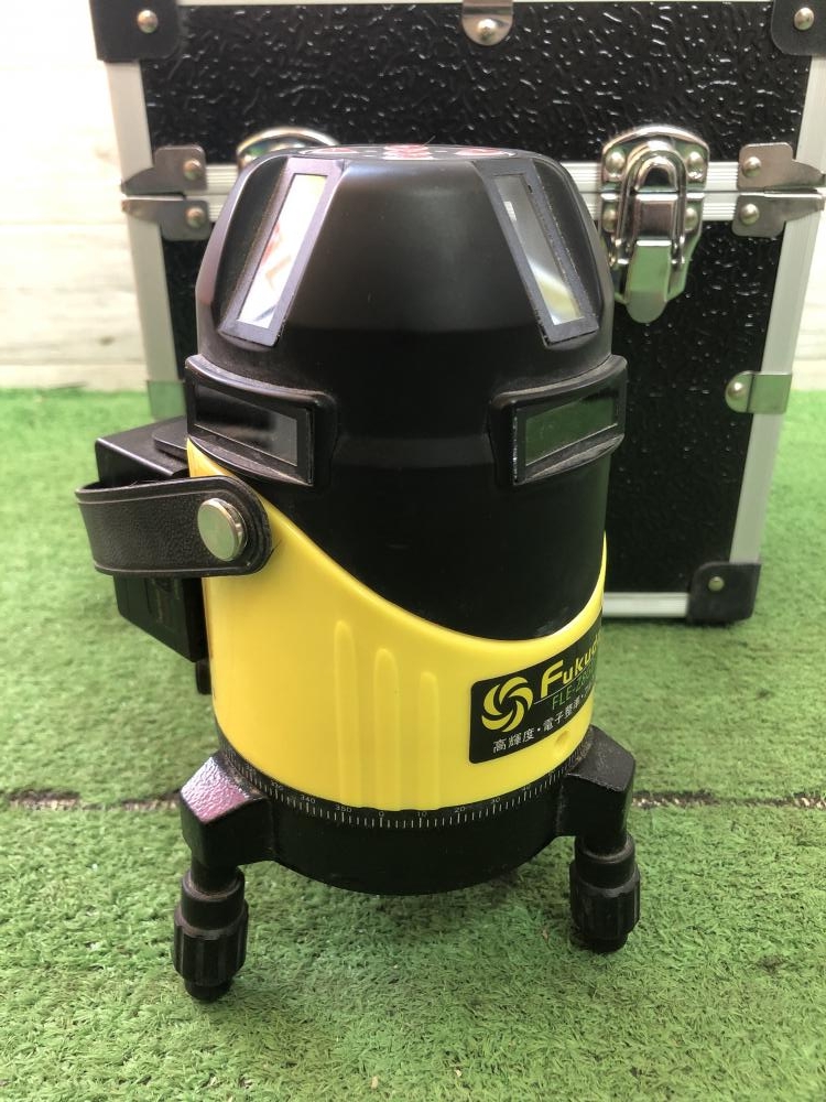 レーザー墨出し器　FUKUDA 中古　自動水平　グリーンライン　8ライン FUKUDA フルライングリーンレーザー墨出し器 FLE-Z8GDの中古 中古B使用