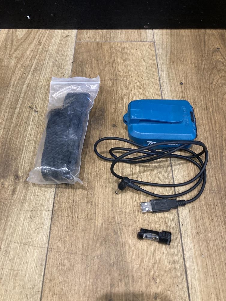 マキタ レーザー墨出し器 SK504GPの中古 中古C傷汚れあり 《東京・調布 