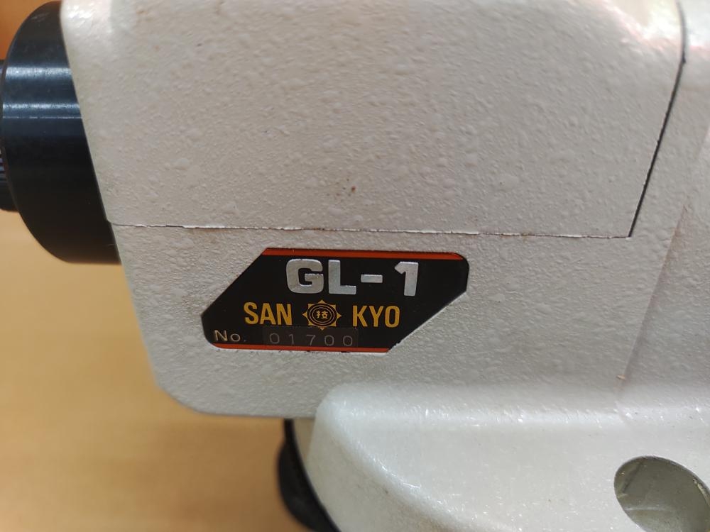 三共技研 SANKYO オートレベル 三脚付き GL-1 SG-Rの中古 中古B使用感あり 《千葉・柏》中古工具販売の専門店│ ツールオフ柏店  ｜中古工具販売のツールオフ