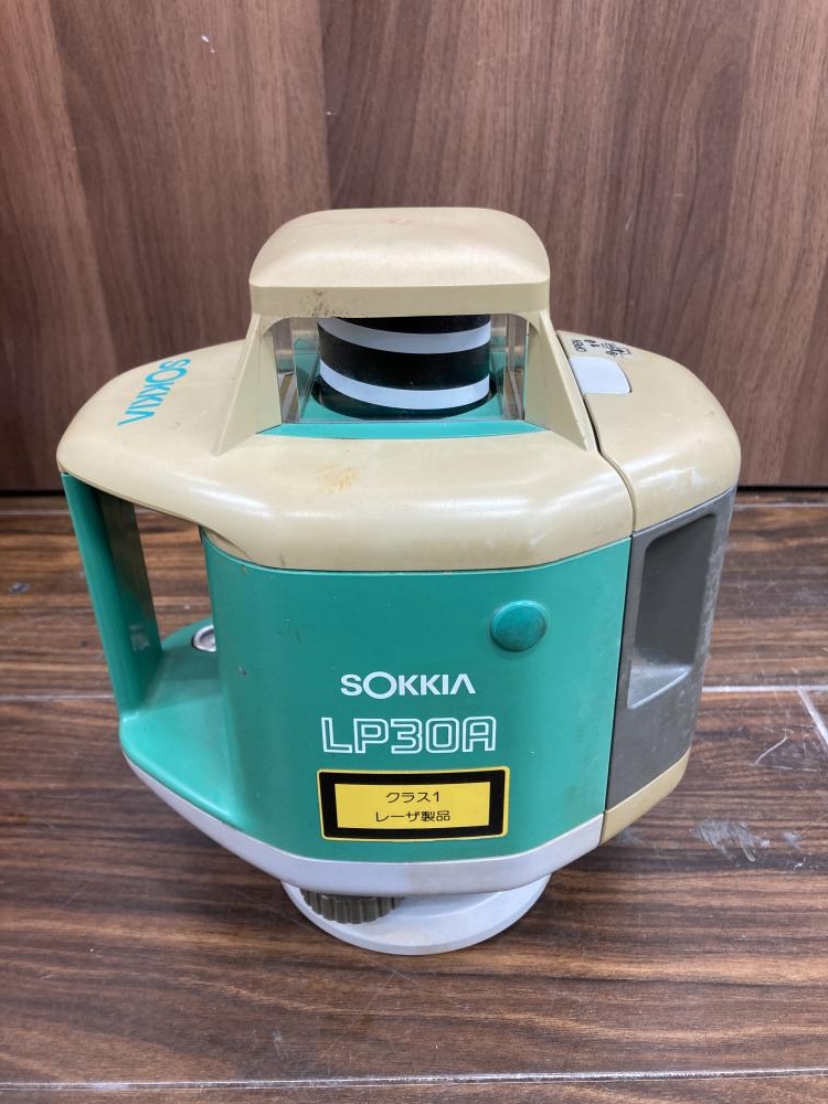 【中古】ソキア SOKKIA LP30A 回転レーザー ケース付き ※未校正の為ジャンク品扱い 現状販売・中古品】 ソキア/SOKKIA 回転レーザー(レベルプレーナー