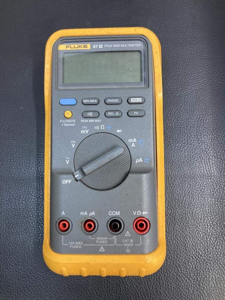 Fluke デジタルマルチメーター 87Ⅲの中古 中古B使用感あり 《横浜・青葉》中古工具販売の専門店│ ツールオフ横浜店 ｜中古工具販売のツールオフ