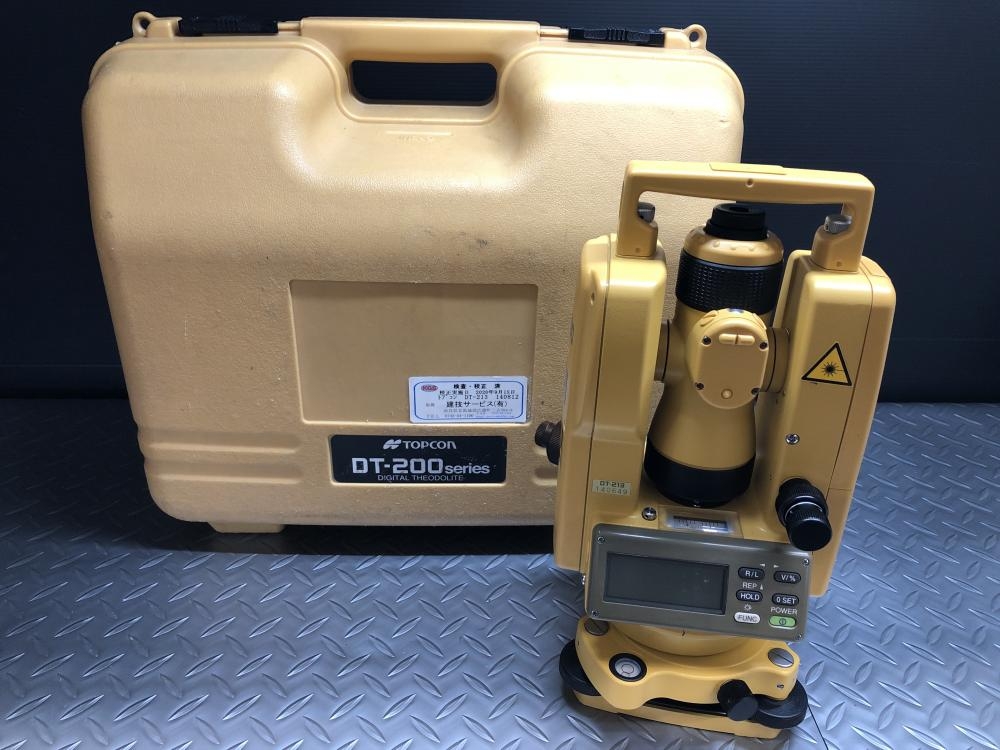 トプコン DT-200 デジタルセオドライト【市川行徳店】【店頭取引限定】【中古】管理番号：IT92BNM6Y8W7 動作確認済み】 トプコン DT-214 電子セオドライト TOPCON DT-200