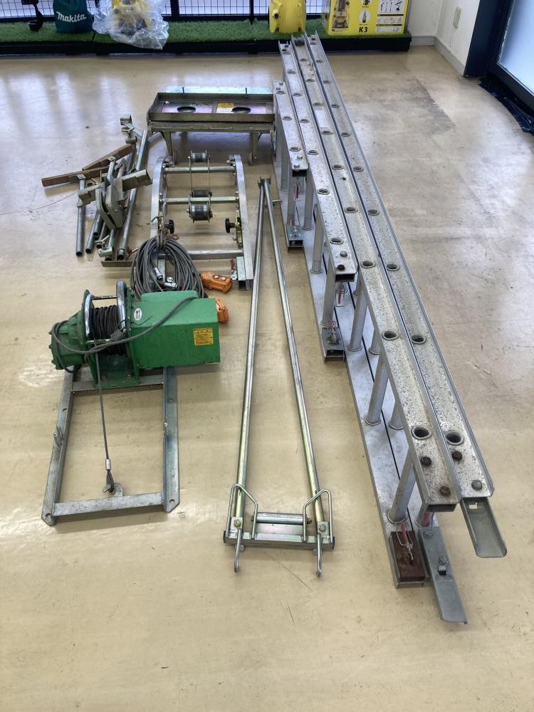トーヨーコーケン MD-7 荷揚機【野田愛宕店】【店頭取引限定】【中古】管理番号：ITFMKQCWXASK トーヨーコーケン 荷揚げ機 MD7の中古 ジャンク 《宮城・仙台》中古
