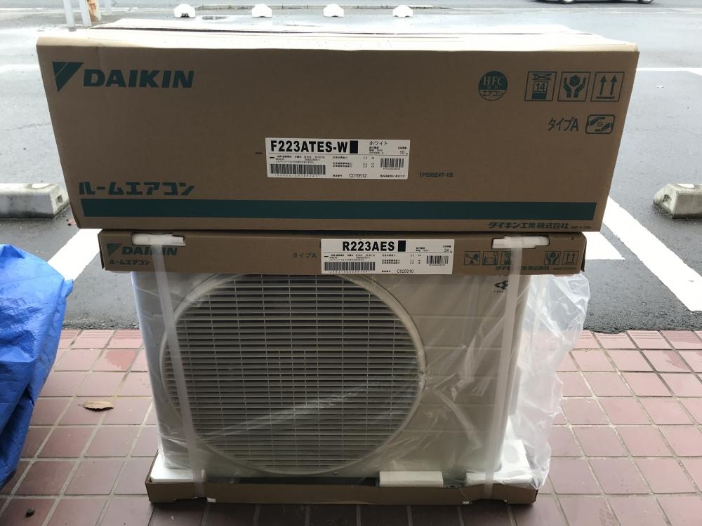 DAIKIN ダイキン ルームエアコン F223ATES-W/R223AESの中古 未使用品