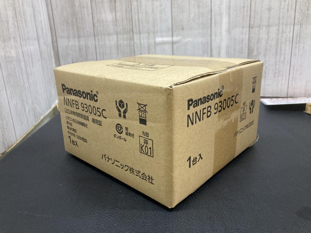 Panasonic 天井直付型 LED非常用照明器具 NNFB93005Cの中古 未使用品