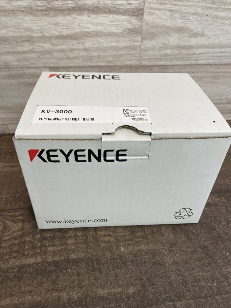 キーエンス シーケンサ KV-3000の中古 未使用品 《埼玉・入間 キーエンス シーケンサ KV-3000の中古 未使用品 《埼玉・入間