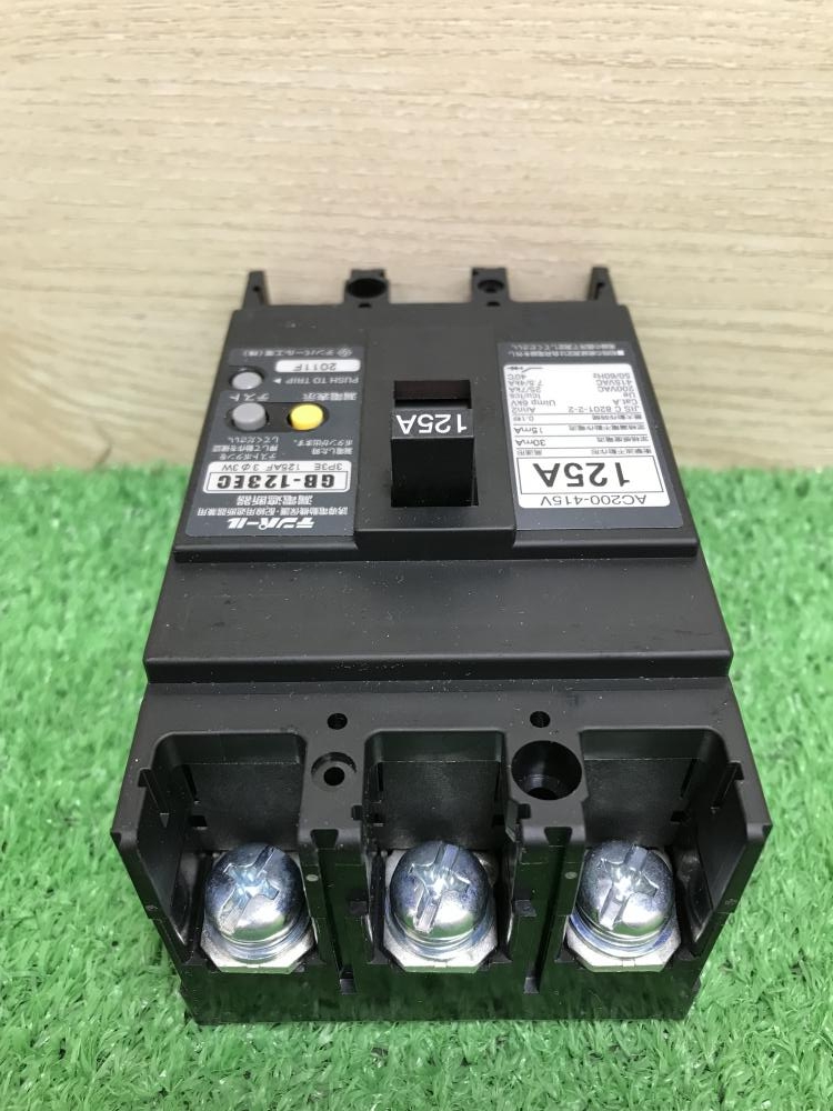 テンパール工業 漏電遮断器 GB-123E 3P3E125A30mAの中古 未使用