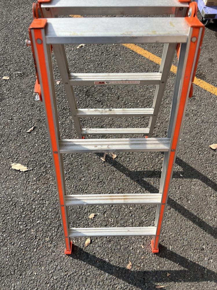 コーナン 脚立 XX-120SGの中古 中古C傷汚れあり 《大阪・枚方》中古