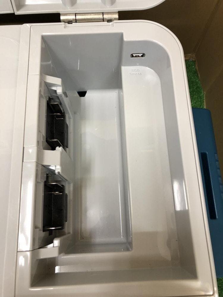 マキタ 充電式保冷温庫 20L CW180Dの中古 中古B使用感あり