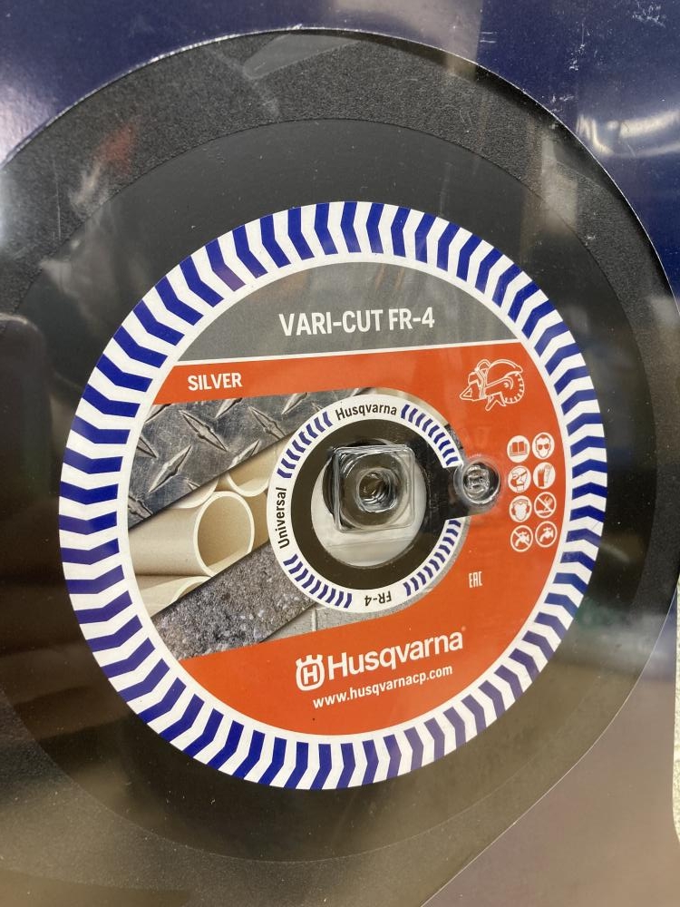 Husqvarna ハスクバーナ ダイヤモンドブレード VARI-CUT FR4 350 30.5の中古 未使用品  《埼玉・上尾》中古工具販売の専門店│ ツールオフ上尾店 ｜中古工具販売のツールオフ