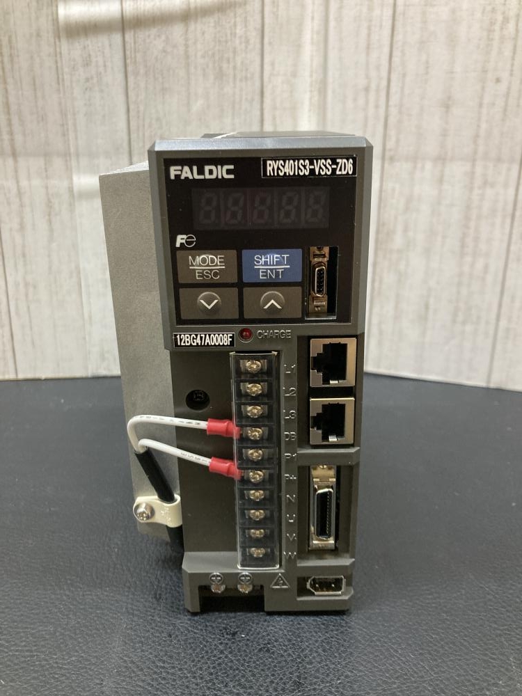 富士電機 サーボアンプ RYS401S3-VSS-ZD6の中古 未使用品 《横浜・青葉》中古工具販売の専門店│ ツールオフ横浜店  ｜中古工具販売のツールオフ