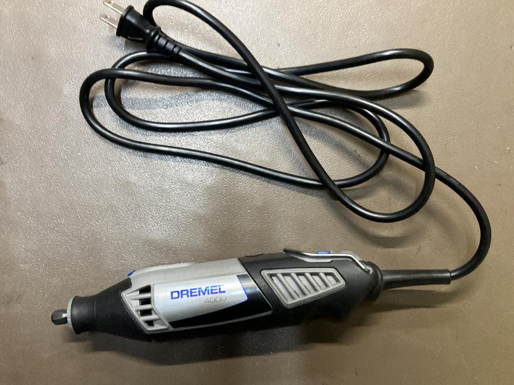 DREMEL ドレメル ハイスピードロータリーツール 専用ケース付 4000の中古 中古B使用感あり 《横浜・青葉》中古工具販売の専門店│ ツールオフ横浜店  ｜中古工具販売のツールオフ