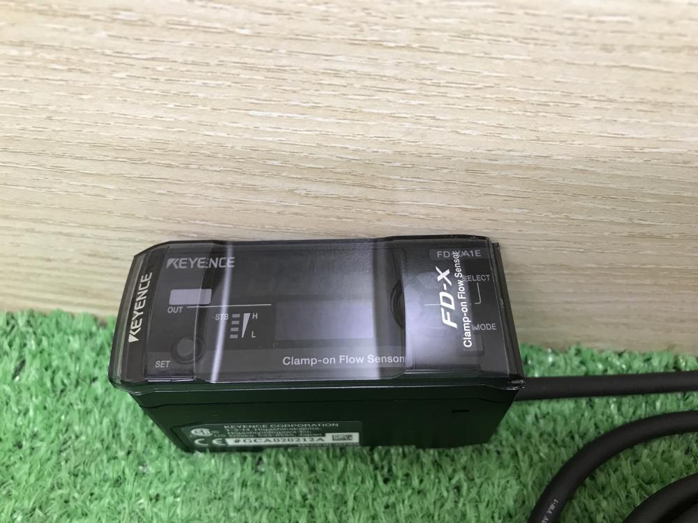 キーエンス クランプオン式流量センサ FD-XA1Eの中古 未使用品 キーエンス クランプオン式流量センサ FD-XA1Eの中古 未使用品