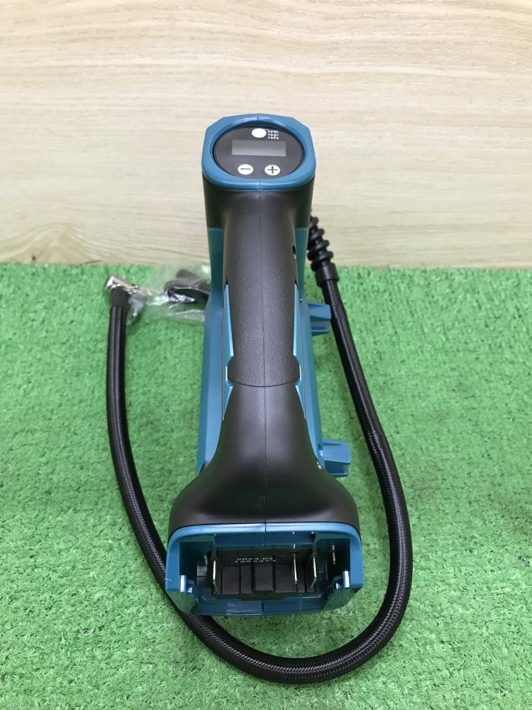 マキタ 18V充電式空気入れ MP180DZの中古 未使用品 《神奈川