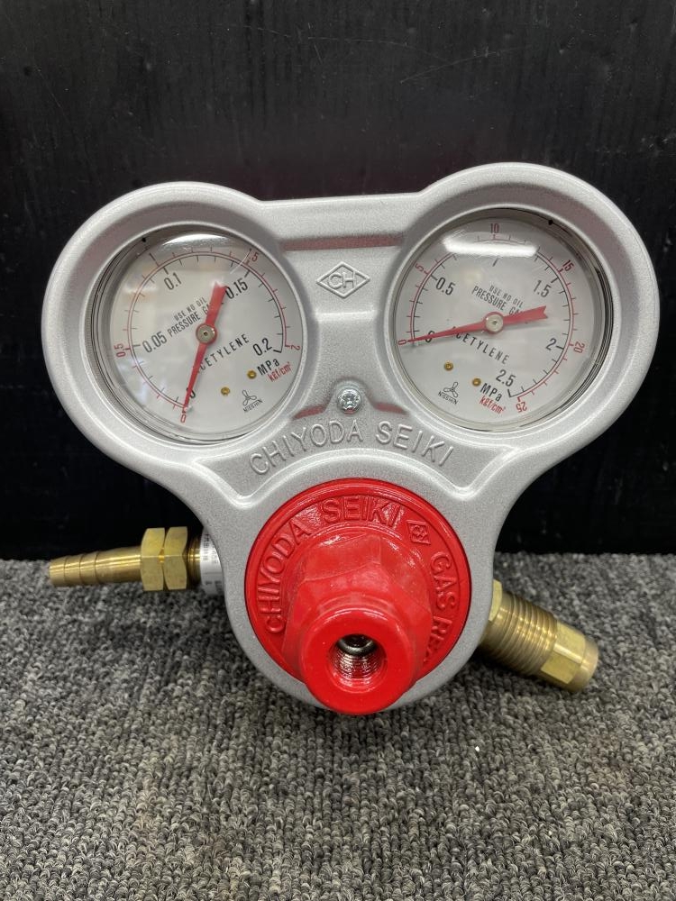 千代田 アセチレン用調整器スタウト乾式安全器内蔵型 SRAA g6bh9ry スタウト圧力調整器 アセチレン用 乾式安全器内蔵、ゲージプロテクター
