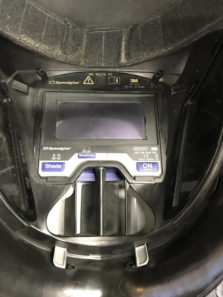 3M スリーエム スピードグラス 自動遮光溶接面 9002Dの中古 中古 3M スリーエム スピードグラス 自動遮光溶接面 9002Dの中古 中古