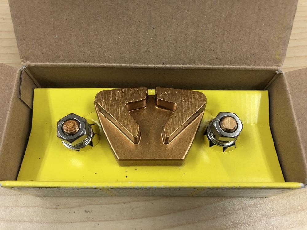 ライナックス 床研削機用カッター スーパーダイヤ＃16の中古 未使用品