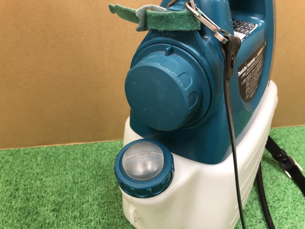 マキタ　充電式噴霧器　MUS052DW ce4b52c28f946b8e20b5fb0ee126fa