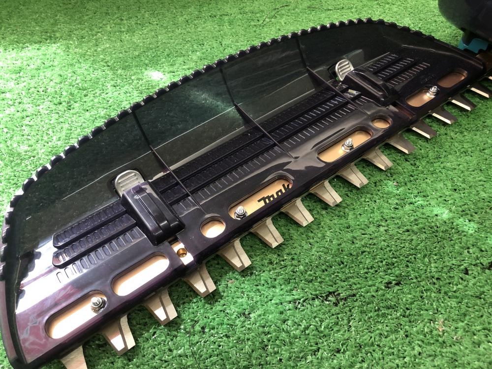 マキタ makita 400ミリ充電式生垣バリカン 18V バッテリ・充電器別売