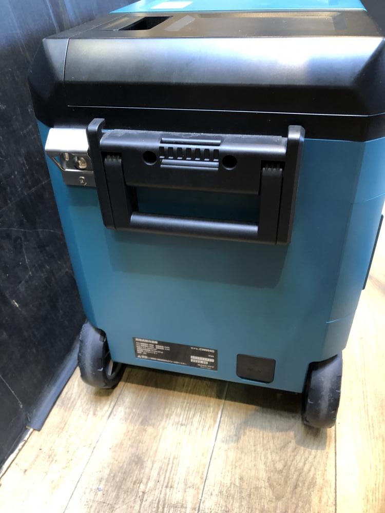 マキタ makita 充電式保冷温庫 CW004GZの中古 中古B使用感あり マキタ makita 充電式保冷温庫 CW004GZの中古 中古B使用感あり