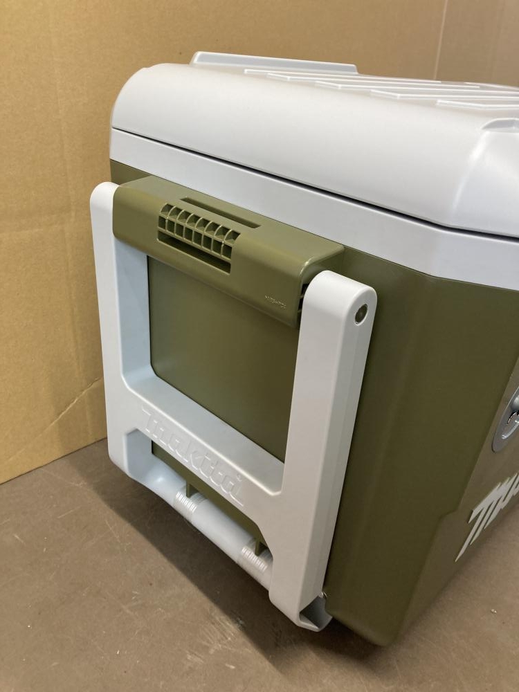 マキタ 充電式保冷温庫 CW001GZOの中古 未使用品 《神奈川・横浜》中古